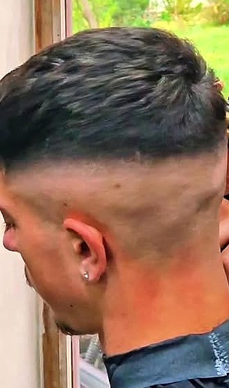 High skin fade στο Mister No